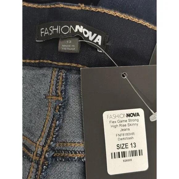 NWT Fashion Nova Jeans 13 Skinny Dark Wash High Waisted Streetwear Minimalist - Picture 4 of 14